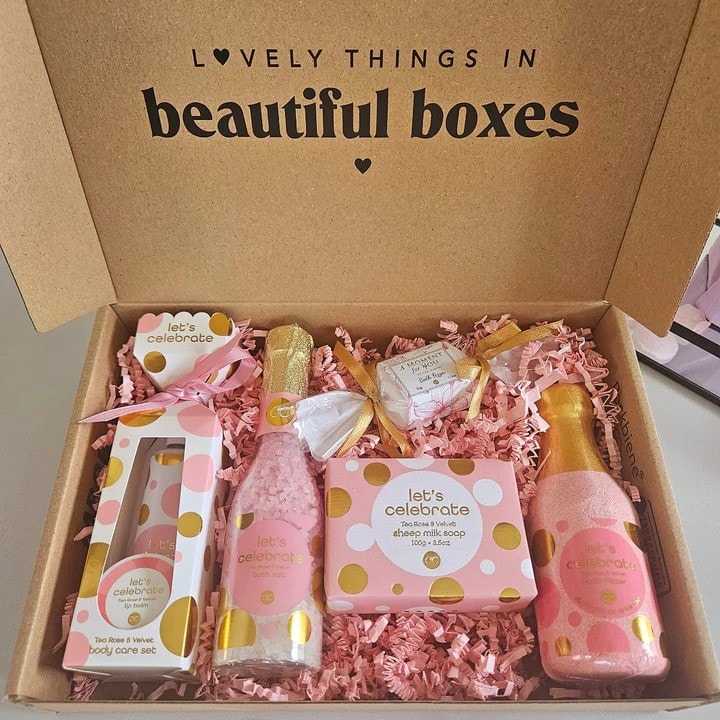 Wellness - Geschenkbox "Schön dass es Dich gibt!"